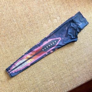 teeki, Women's Sacred Feather Hit Pants